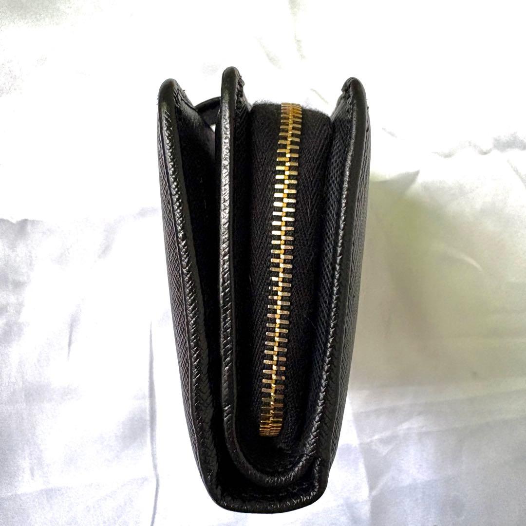 極美品✨プラダ 折り財布 サフィアーノメタル ロゴ レザー ブラック