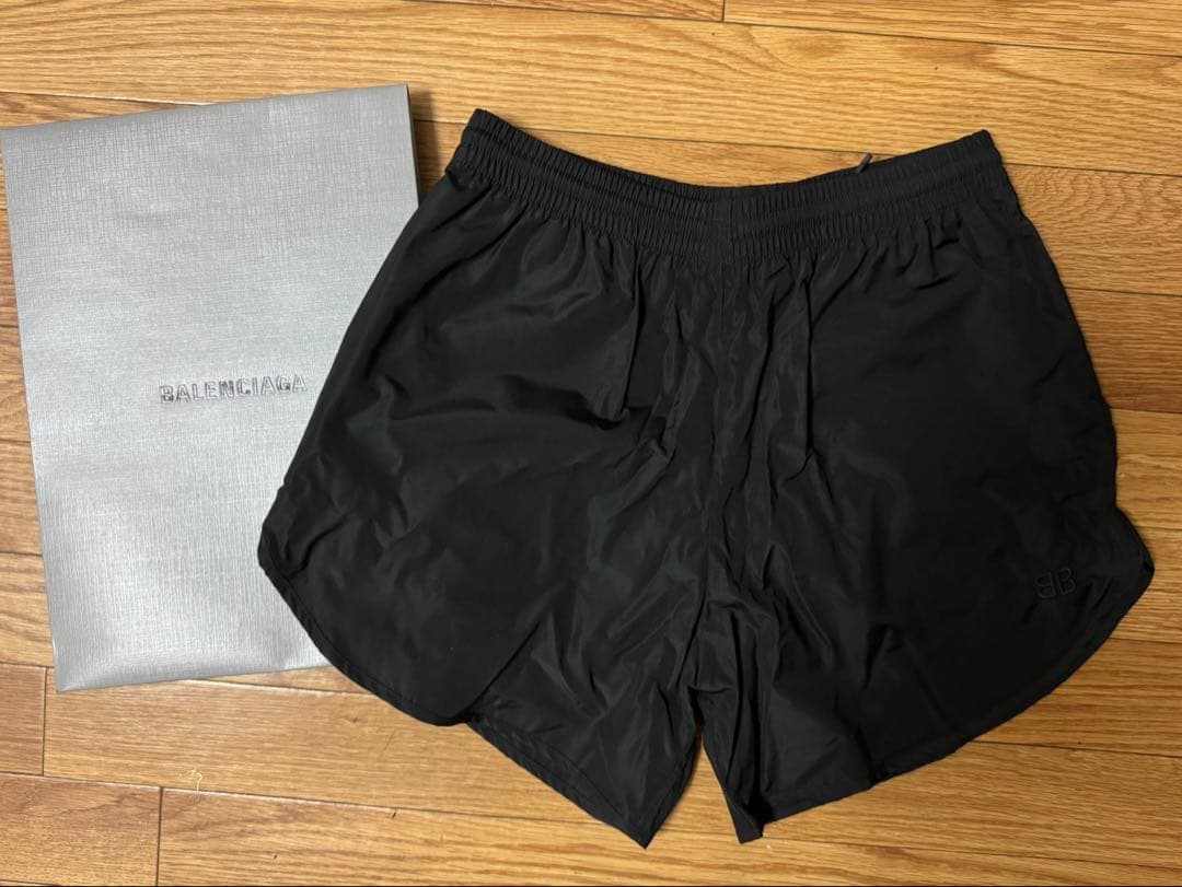 バレンシアガ　スイムパンツ　XSサイズ　ブラック　BALENCIAGA ショート