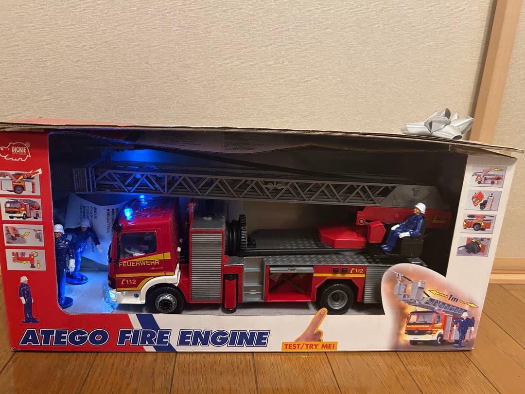 ベンツ 大型おもちゃ 消防車
