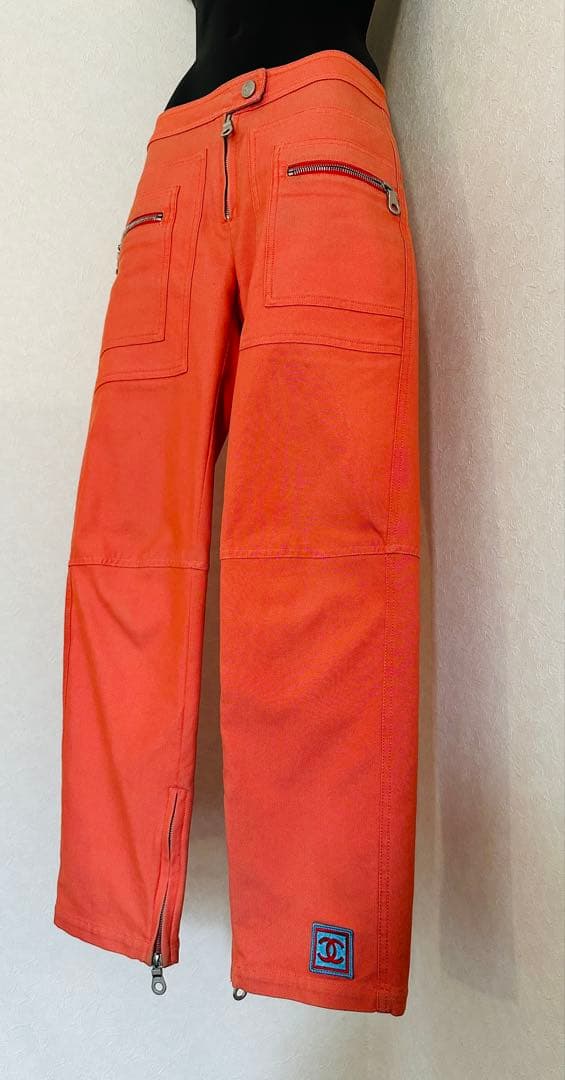 CHANEL オレンジ ワークパンツ