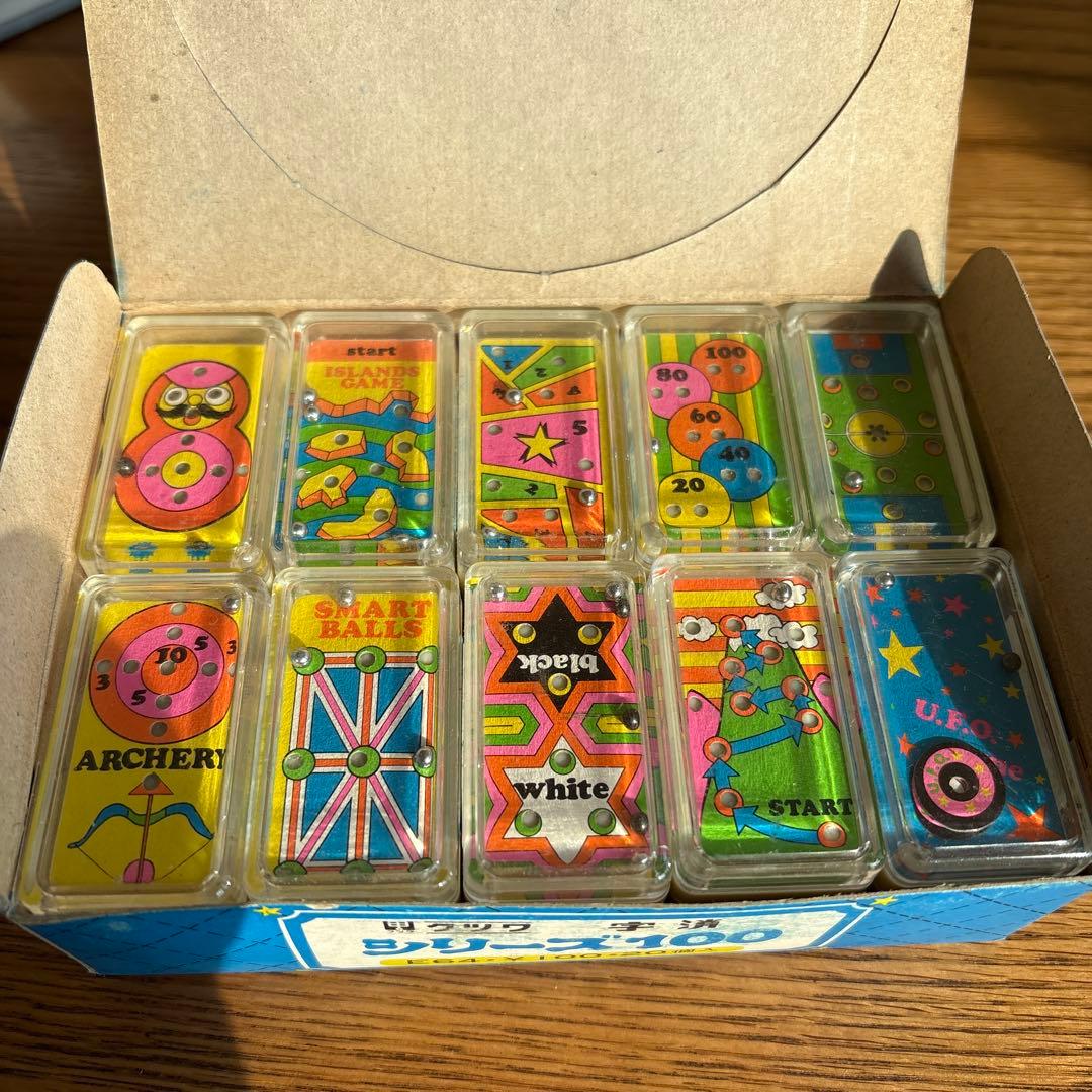 ピンボール風　消しゴム　箱入り！20個入り