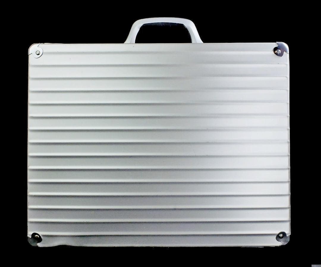 リモワ 907.20アルミ二ウム『コンビ・パイロットケース』 31L 美品・鍵付