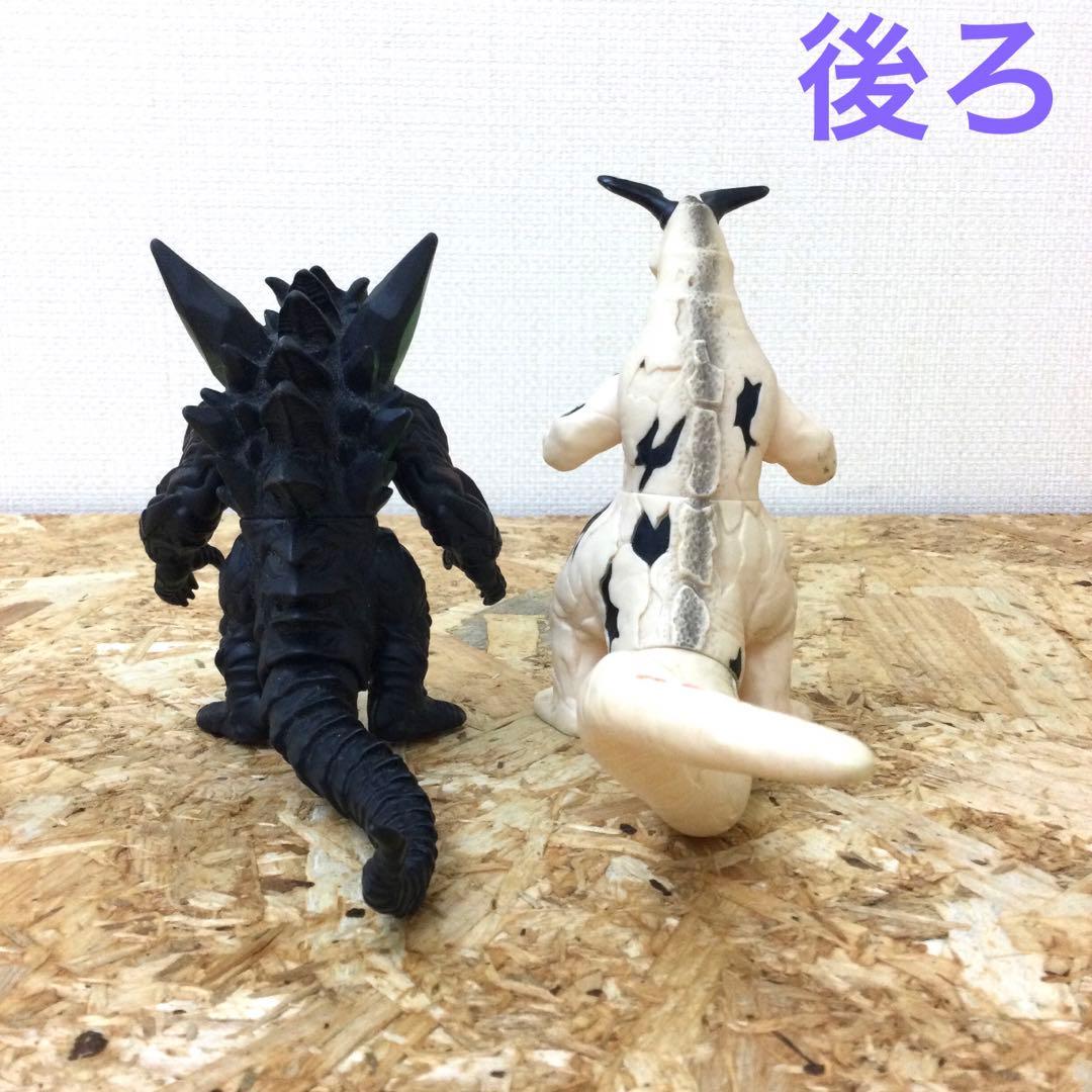 BANDAI ウルトラ怪獣　ソフビ人形　4体まとめセット　高さ12〜13cm