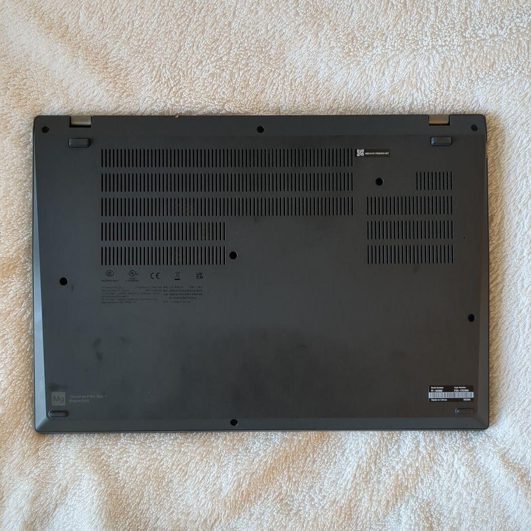 ThinkPad P16s AMD gen1 カスタマイズモデル中古美品