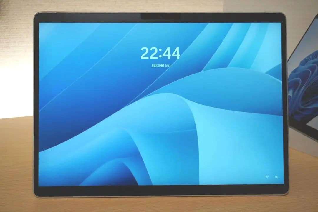 Microsoft Surface Pro 8 本体