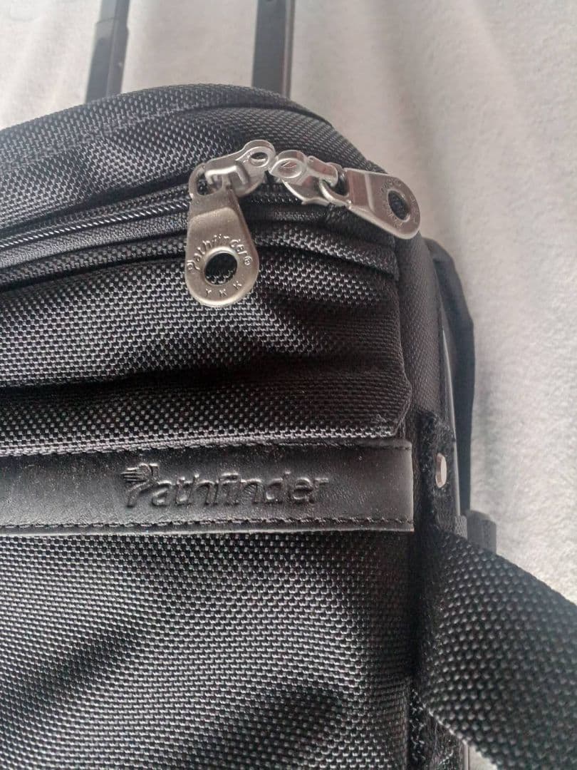 Pathfinder キャリーケース 黒　美品