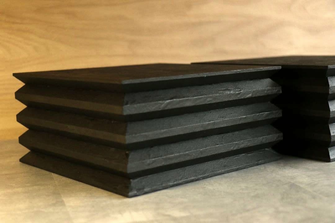 スピーカースタンド一対