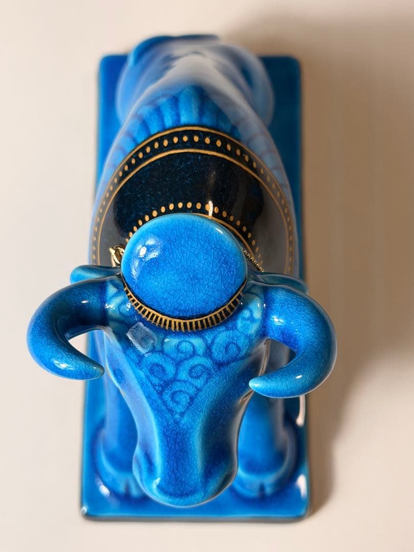 #美濃焼 幸兵衛窯 エジプト神 九栄神　アピス　雄牛 青釉金彩　S-1