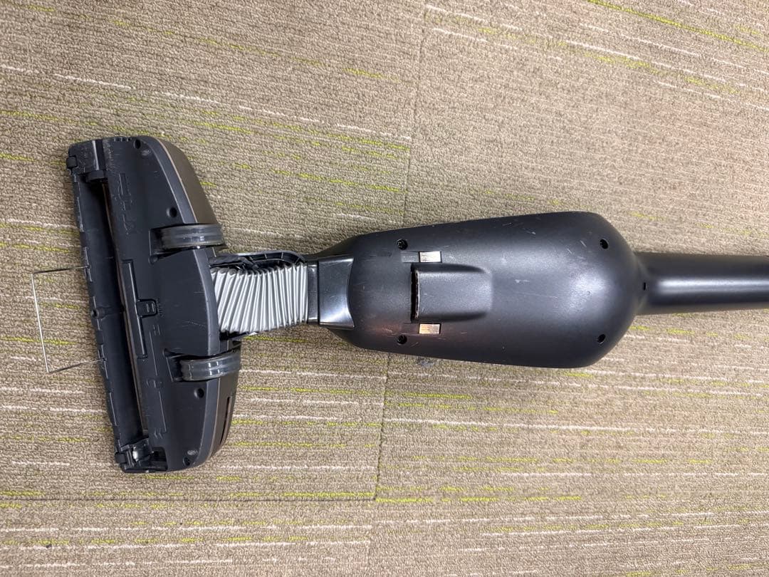 【洗浄消毒作業済】エレクトロラックス　エルゴラピード　クリーナーZB3323PL