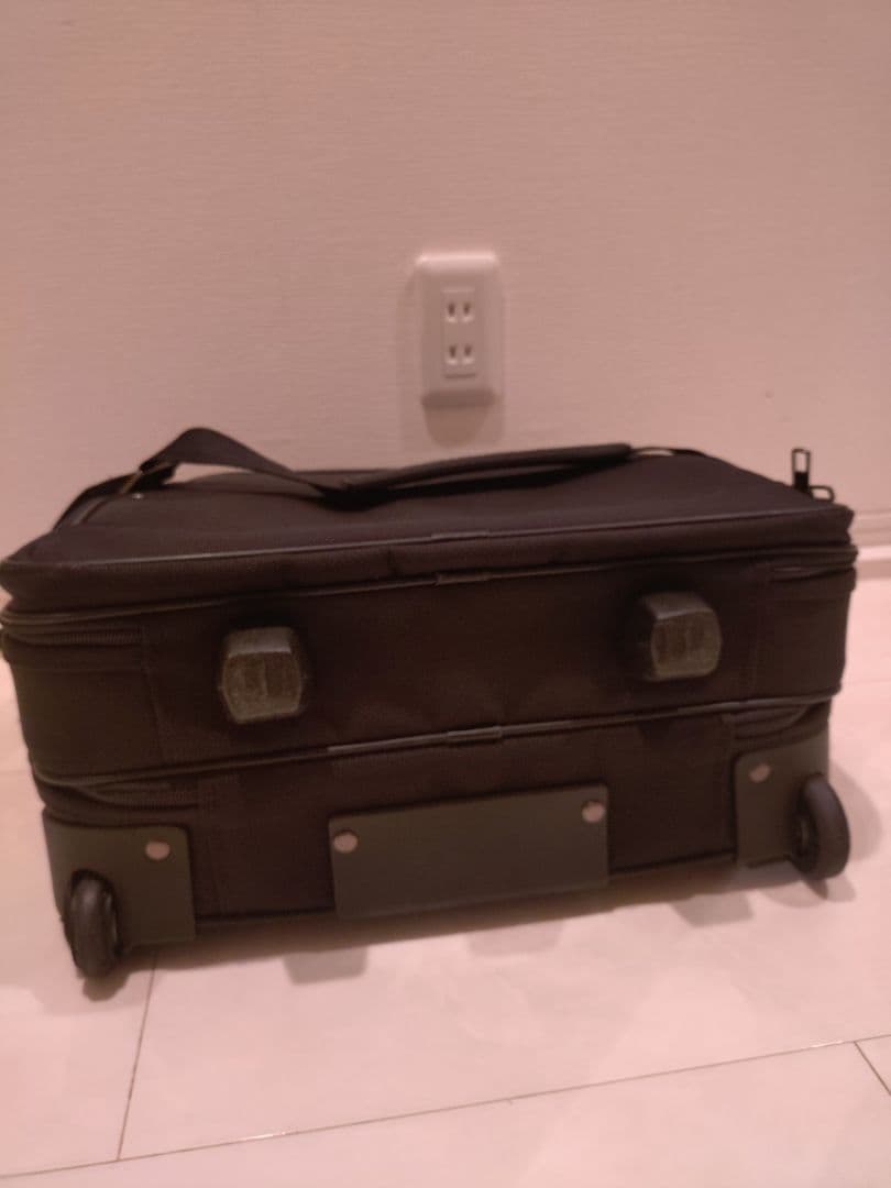 美品 人気 Samsonite 黒キャリーケース ビジネスバッグ ブリーフケース