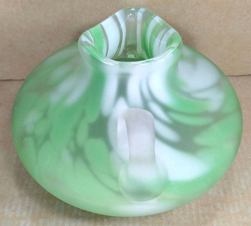 【本物保証】藤田喬平 手吹 花瓶(白,緑系) 共箱 美品