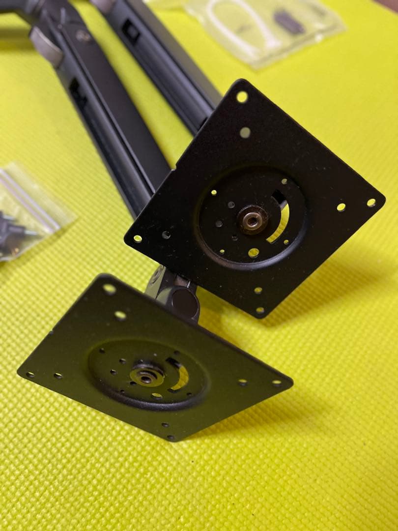 エルゴトロン MXV デュアルモニターアーム　おまけ付