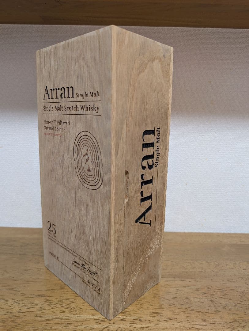 Arran 25年 シングルモルトスコッチウイスキー 700ml