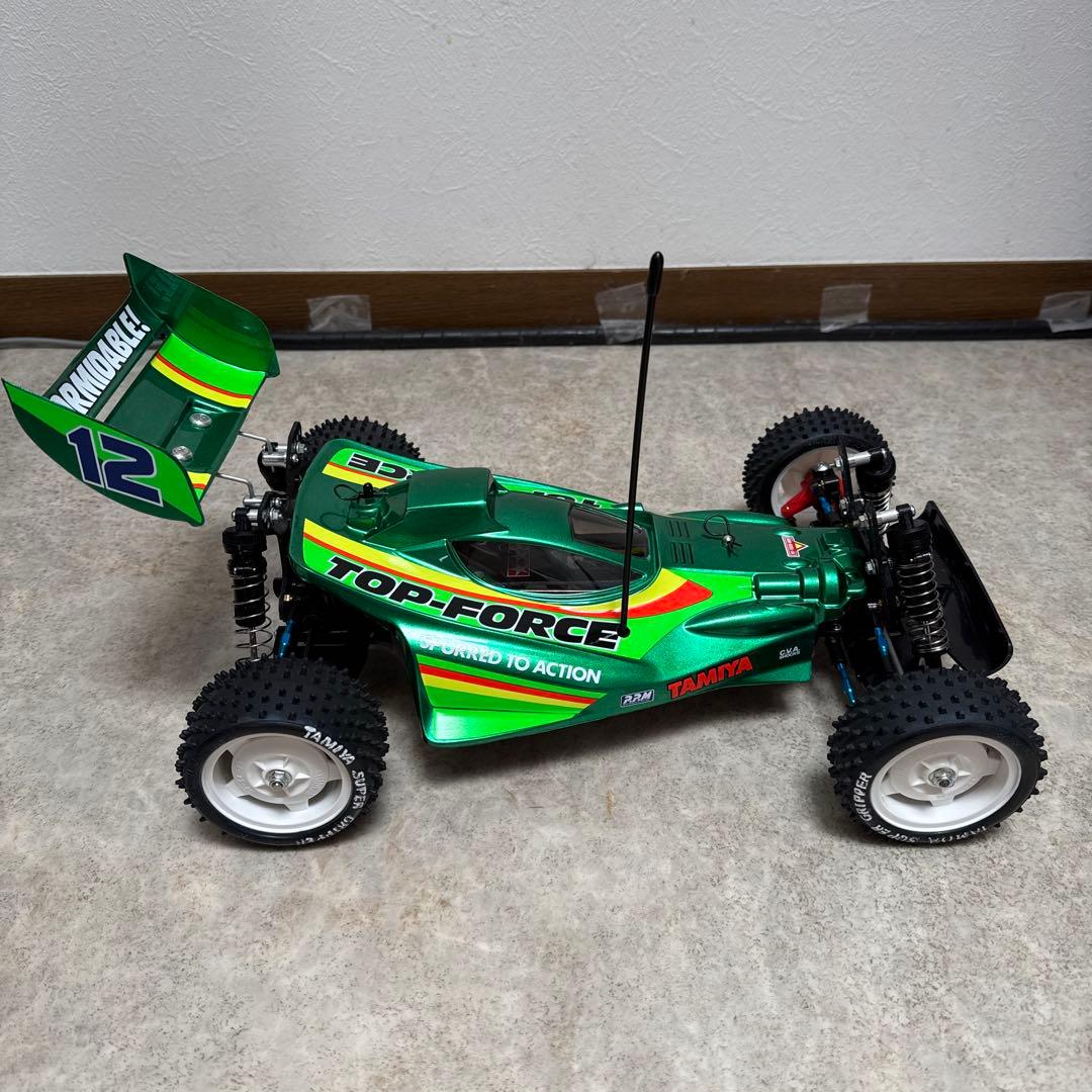 タミヤ 4WDバギー トップフォース(2017) メカ搭載済