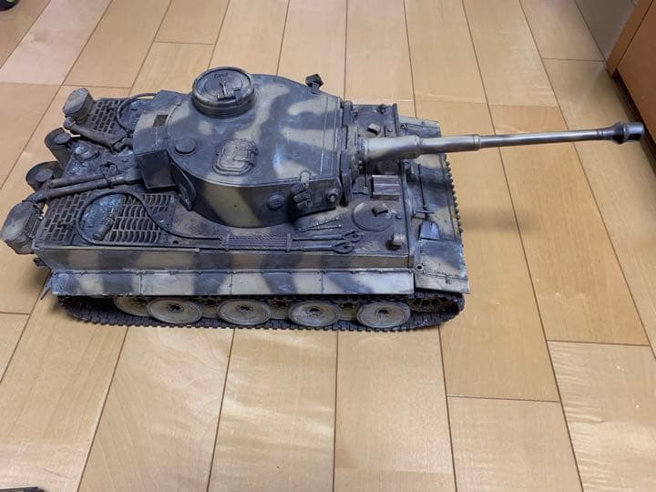 タミヤ1/16RC ドイツ重戦車 タイガーI
