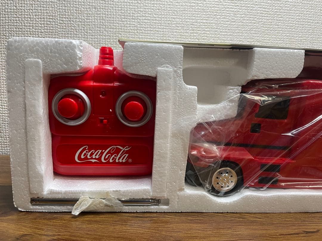 【当選品】コカ・コーラ オリジナル デリバリートラック ラジコンカー