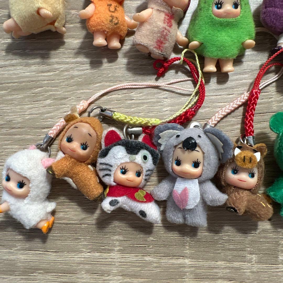 地域限定　キューピーストラップ33個セット