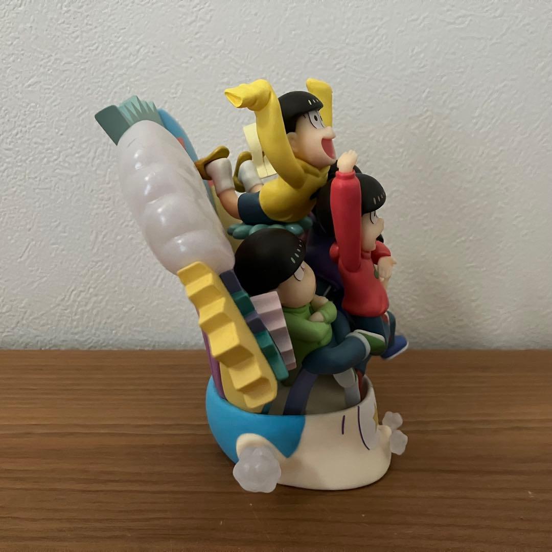 美品 おそ松さん 松野兄弟 ジオラマフィギュア