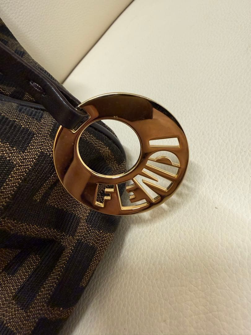 Fendi FFロゴショルダーバッグ