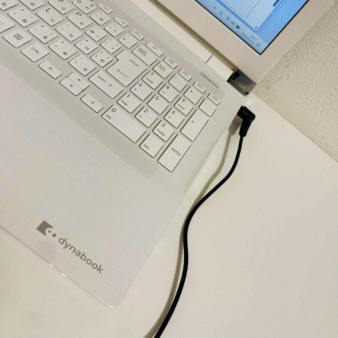 Y938 TOSHIBAノートパソコンSSD第7世代 WEBカメラWin11