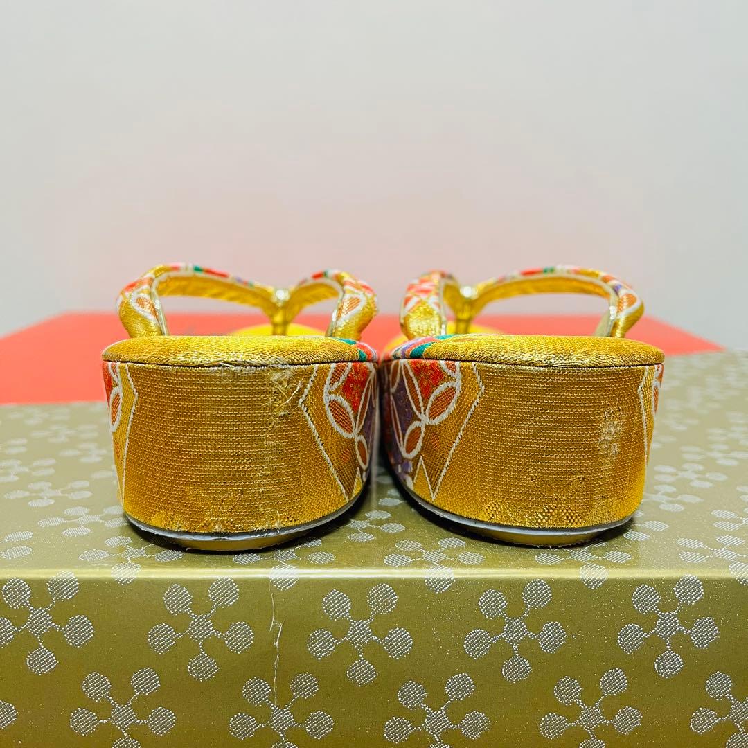 七五三　7歳　四つ身着物正絹　結び帯　草履バッグ　はこせこセット　帯揚げ　しごき