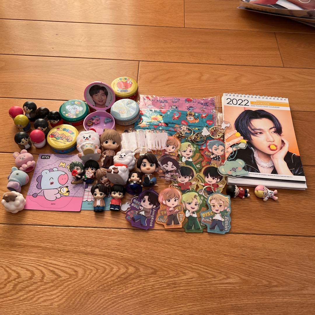 BTSグッズまとめ売り