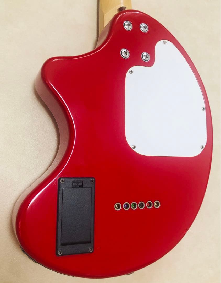 【美品】ZO-3 レッド アンプ内蔵ミニギター 専用ケース付 ぞーさん