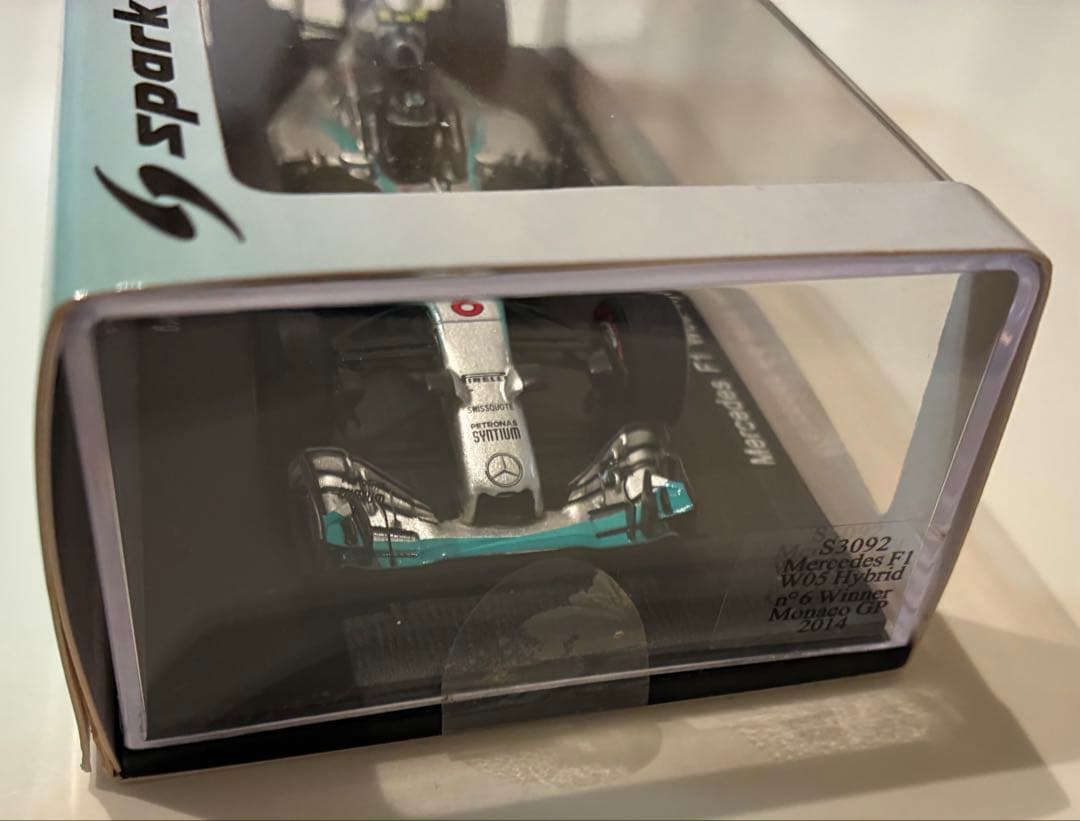 ミニチャンプス　アストンマーティン　レッドブル　フェルスタッペン　ミニカーほか