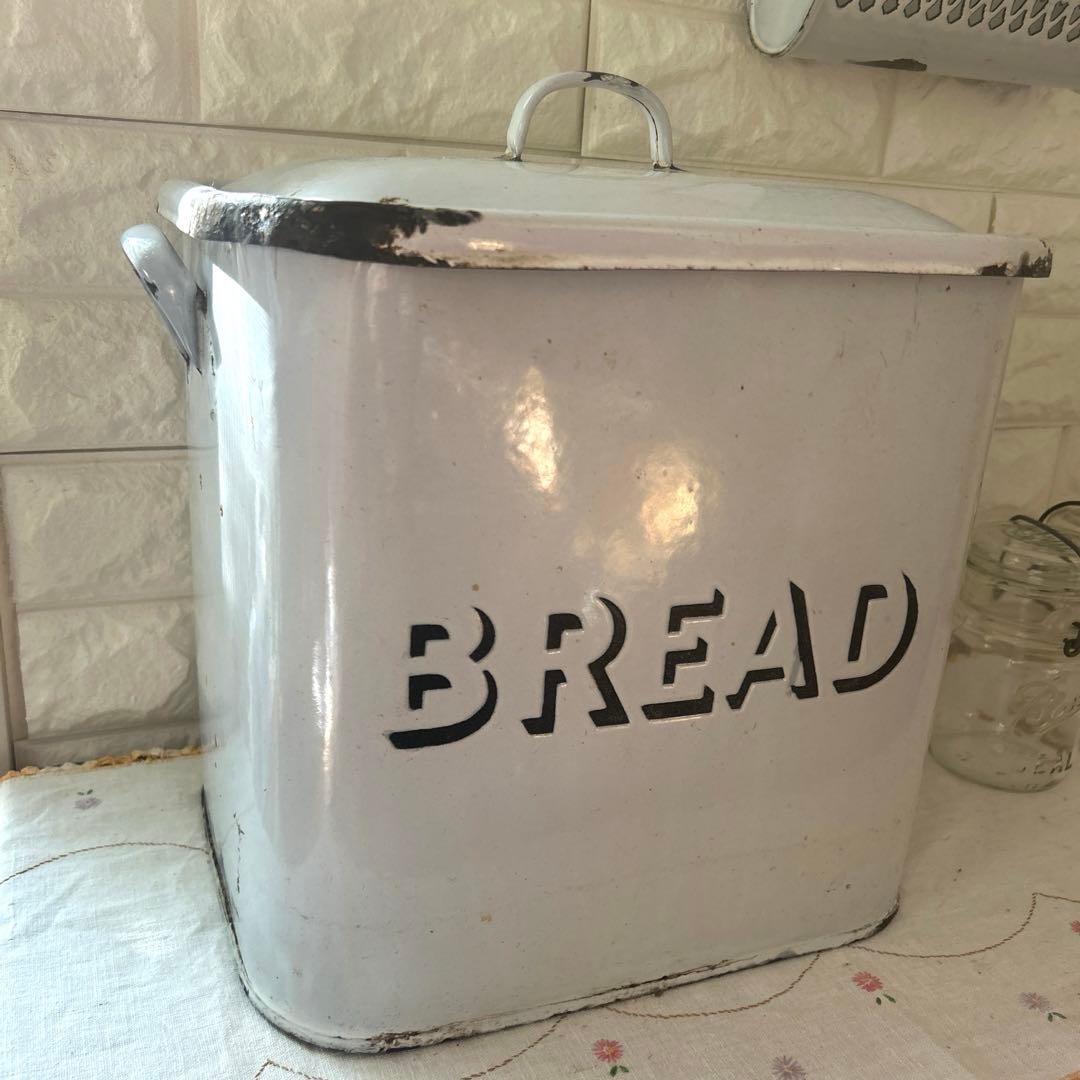 アンティーク　ホーロー　ブレッドボックス