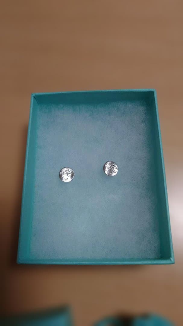 Tiffany & Co. シルバーラウンドピアス