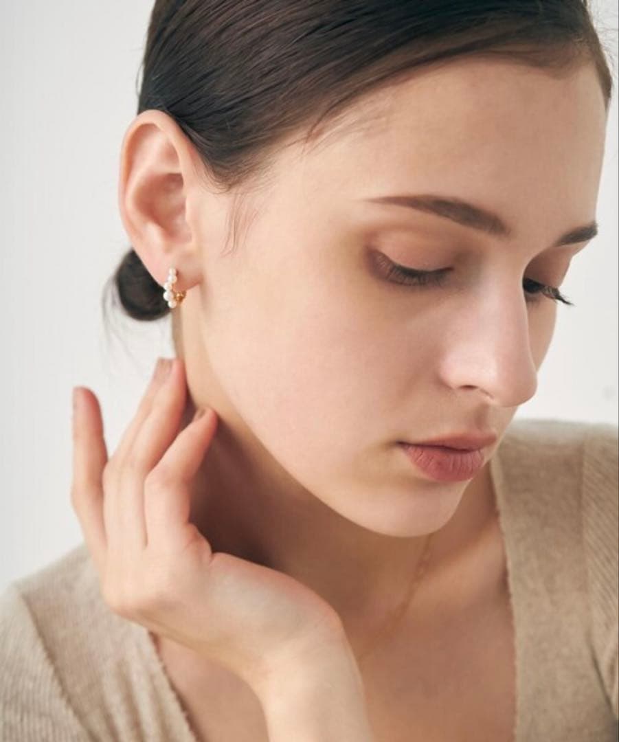 連休限定値下げ＊ete ピアス パール ハグピアス レディース