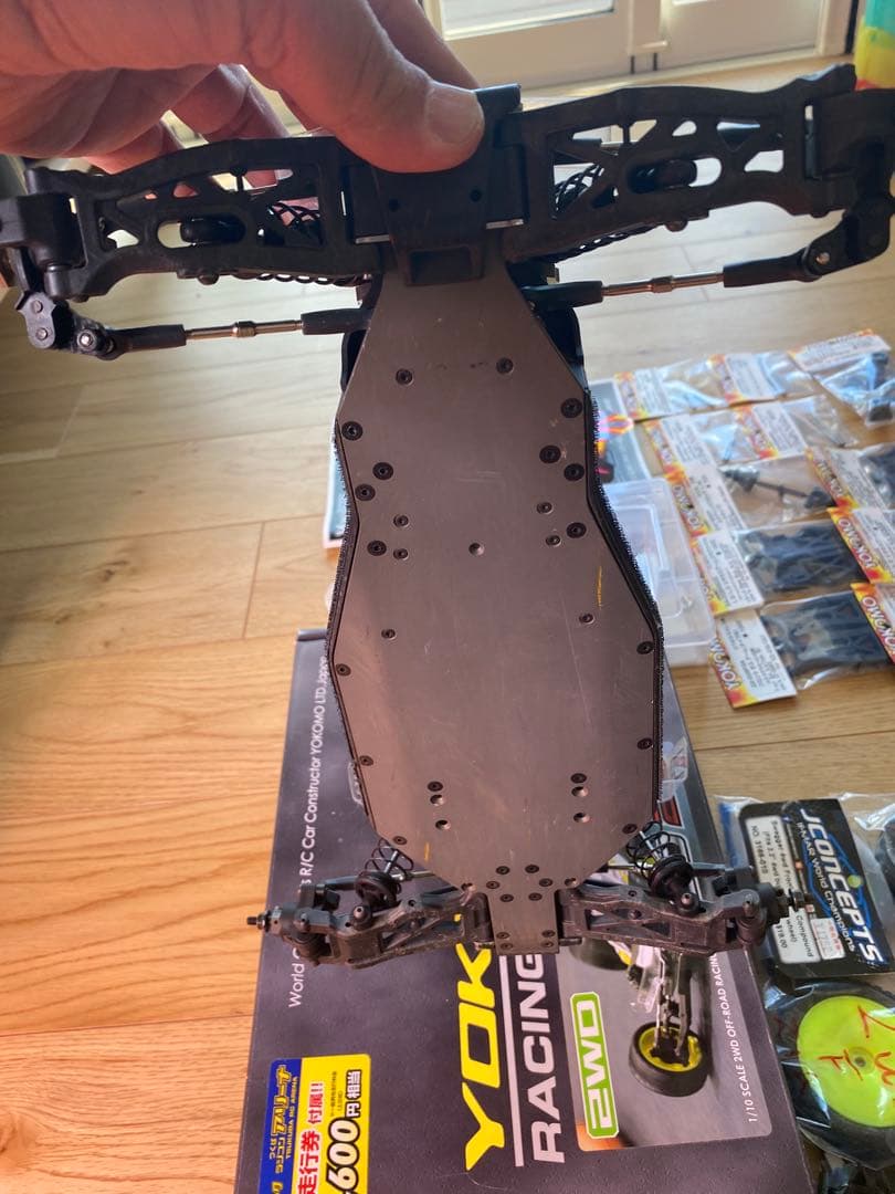 ヨコモ　SO2.0 メカ付　フタバ受信機付　オプション　スペアパーツ多数　バギー