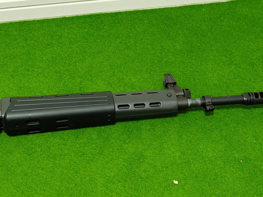 東京マルイ 89式5.56mm小銃〈折曲銃床式〉バッテリー付