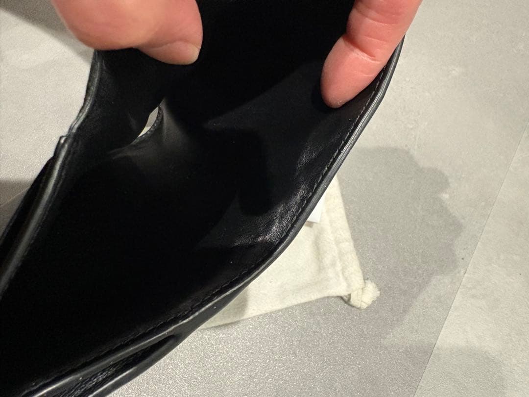 ※ysharrier ※Bottega Veneta二つ折り財布