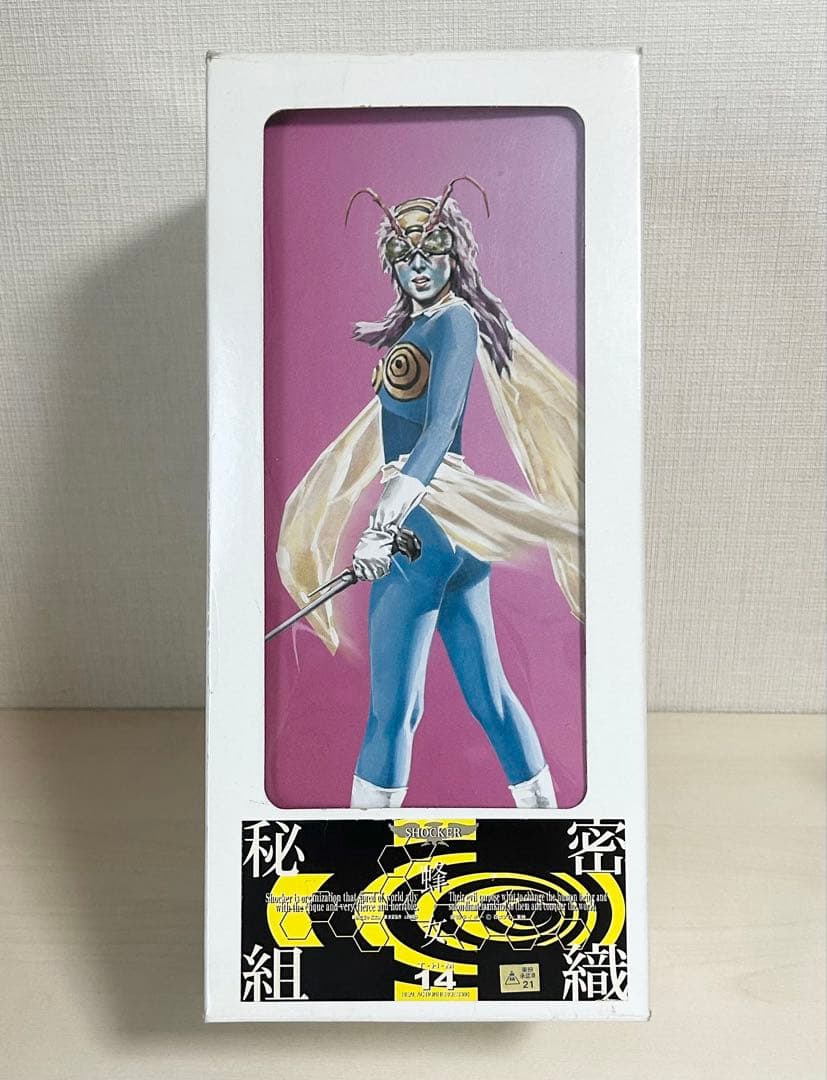 蜂女 メディコムトイ タイムハウス THM 仮面ライダー　ハチ女　フィギュア