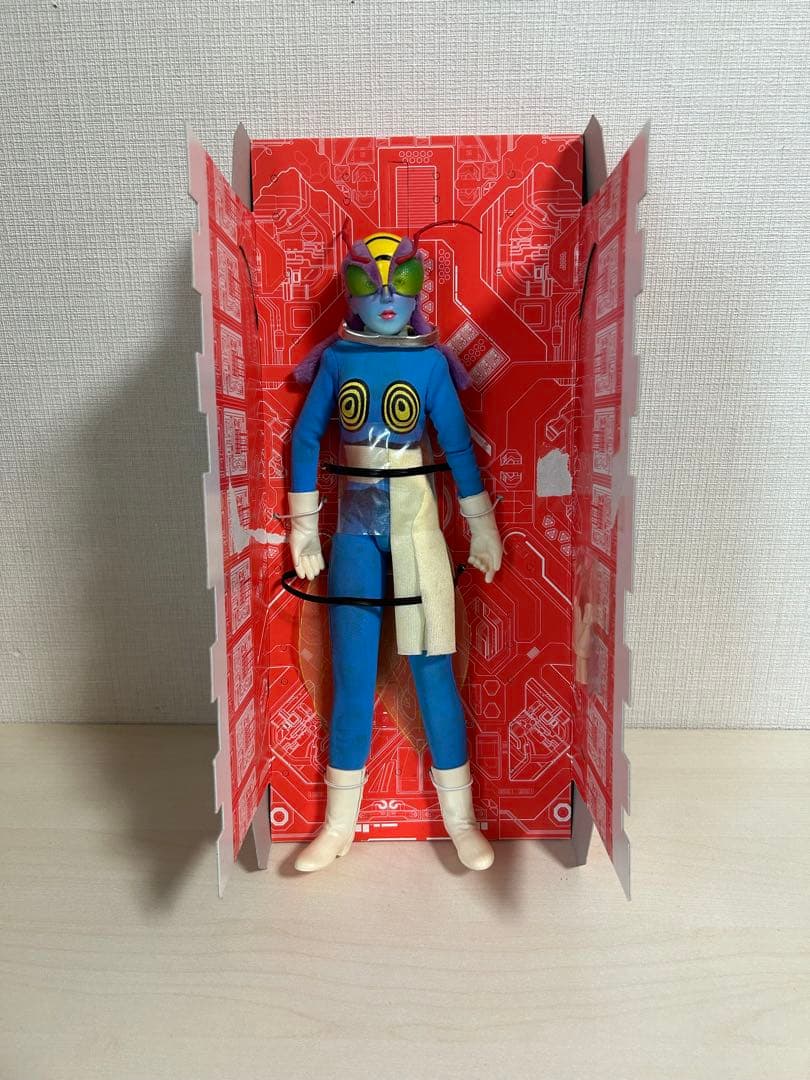 蜂女 メディコムトイ タイムハウス THM 仮面ライダー　ハチ女　フィギュア