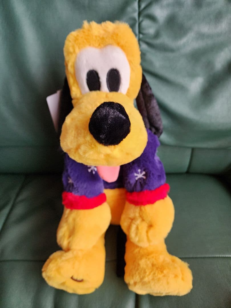 ディズニー　クリスマス2024　プルート　抱き枕　チャーム　 ぬいぐるみ