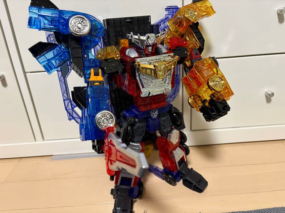 韓国トイ　ハローカーボット　ジャイアントローダー オールスター　三体合体