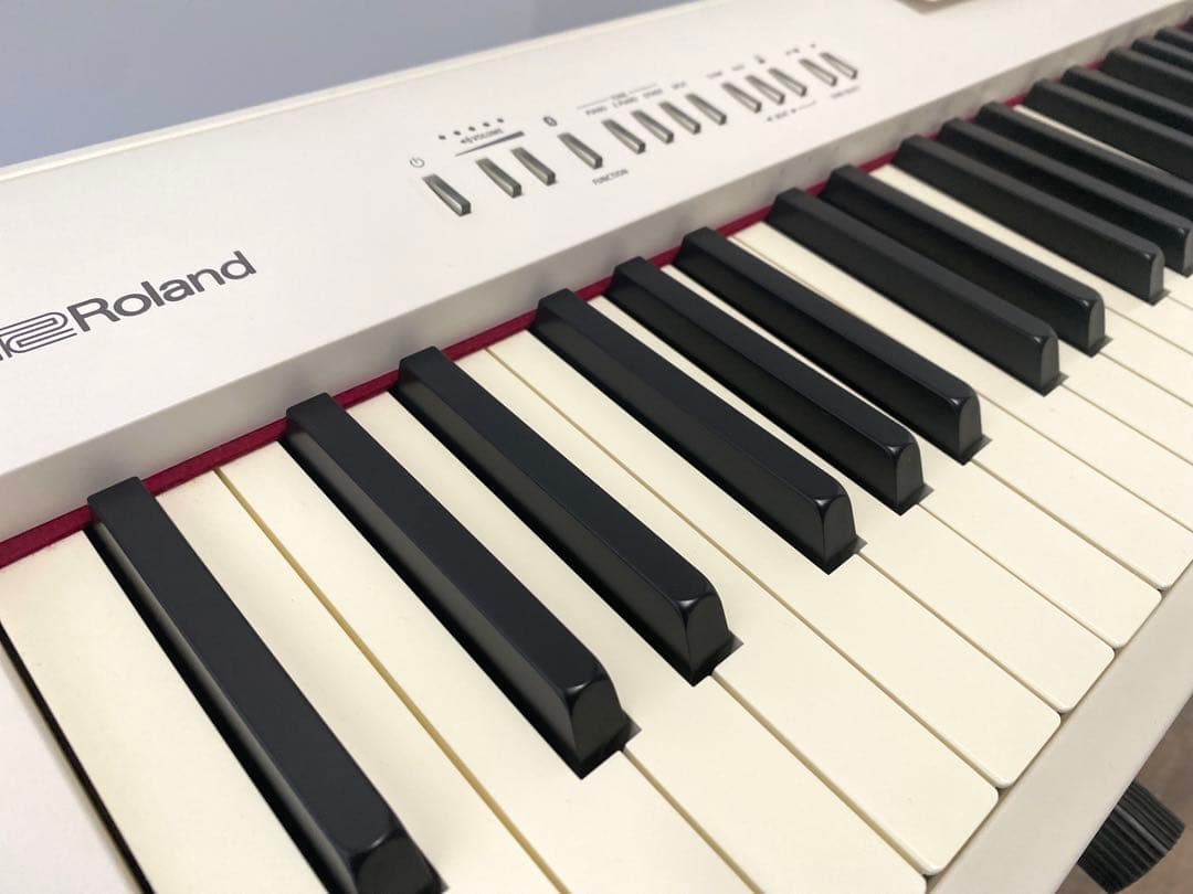 【はこ直接引取価格】Roland 電子ピアノ コンパクトタイプ FP30