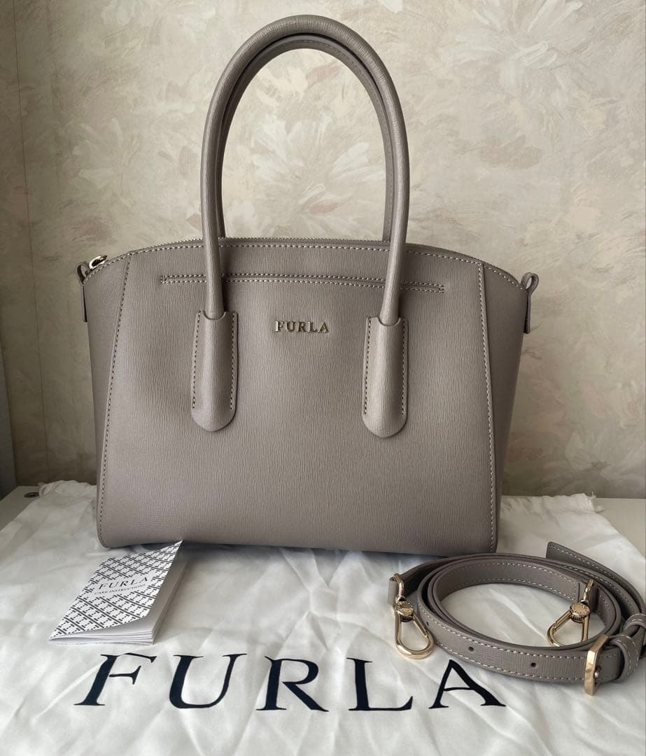 【FURLA】フルラ　テッサ　美品　値下げしました