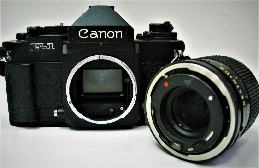 美品アンティーク キャノン NEW F-1 FD 85mm F1.8ワインダー付