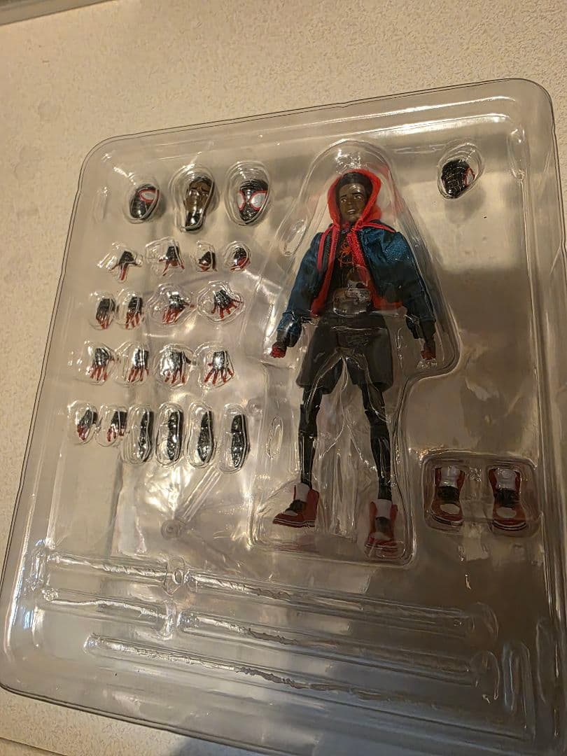 MAFEX スパイダーマン（マイルス・モラレス）