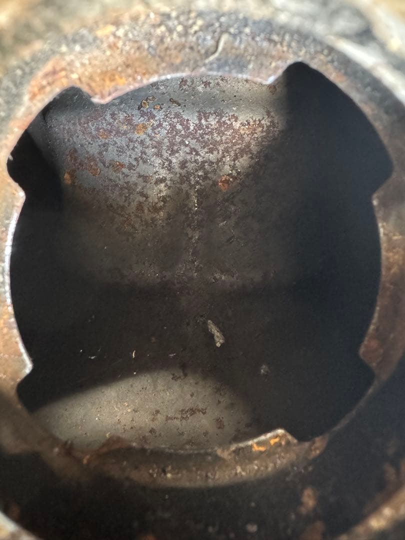 CB400SF nc39バイク用タンク 黒と黄色の炎模様