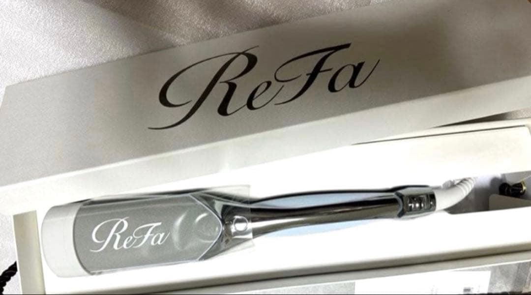 リファパワーストレートアイロン プロ　ホワイト