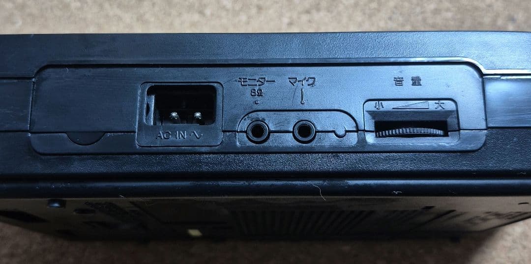 Panasonic RQ-2112 ポータブルカセットレコーダー