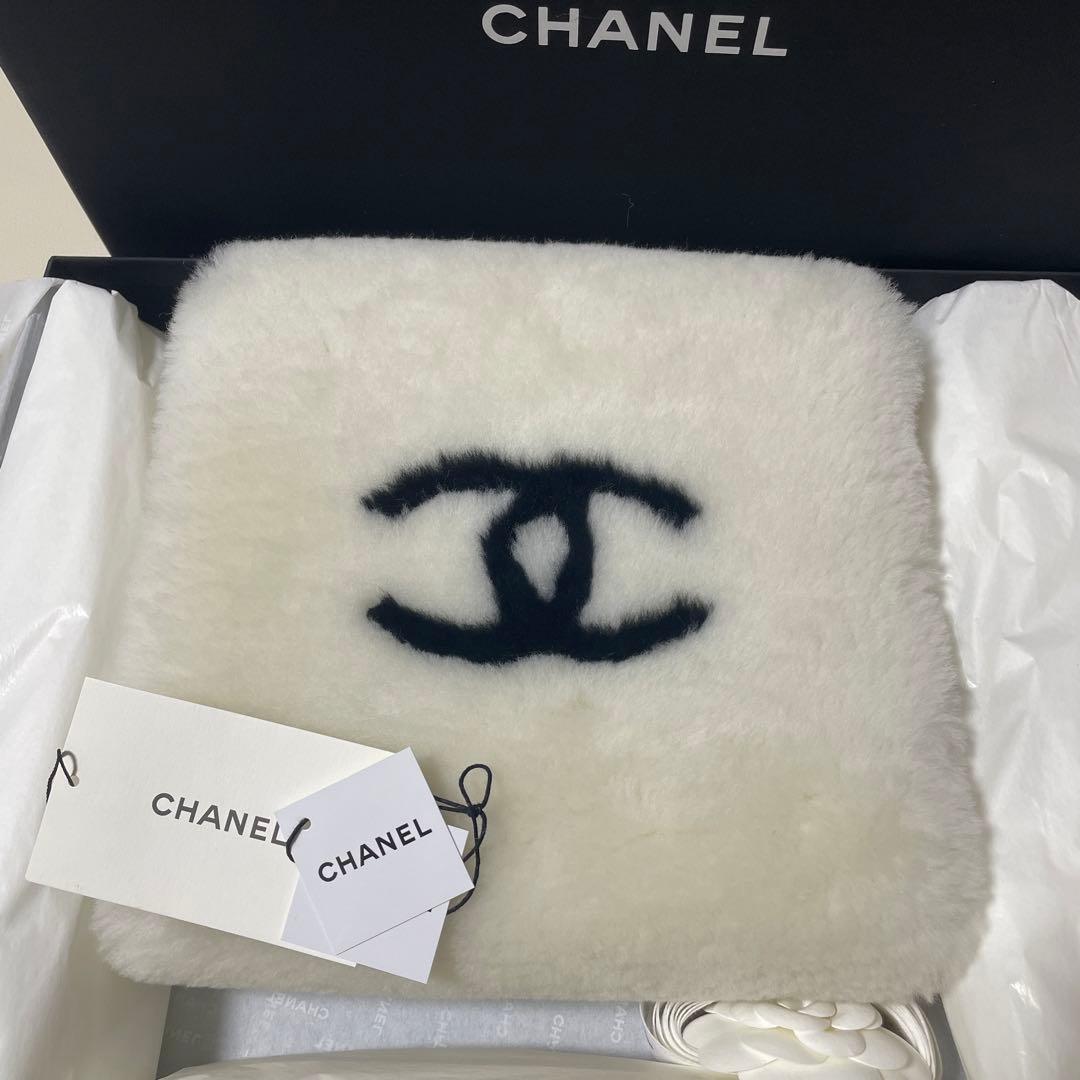 CHANEL ココネージュ マフ　ショルダーバッグ