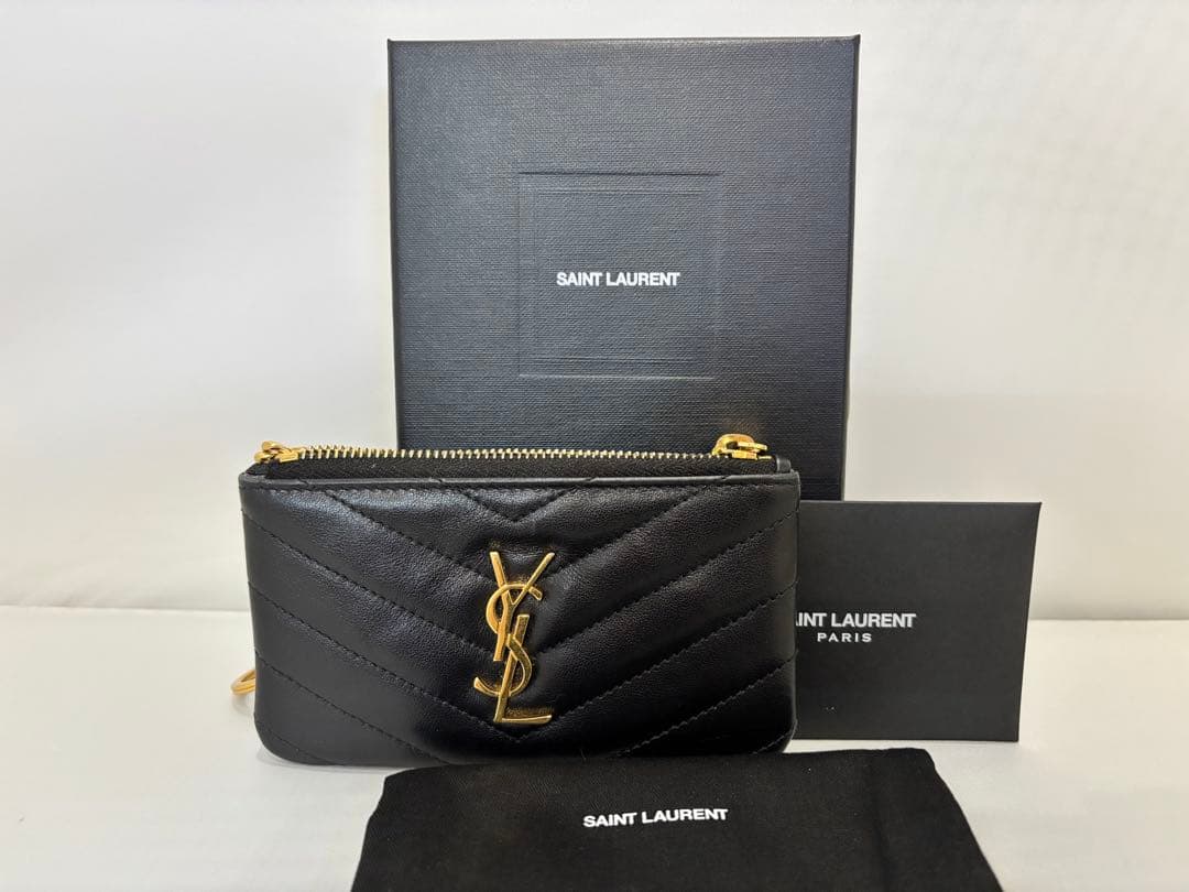 SAINT LAURENT ブラック ケース　未使用　箱付き