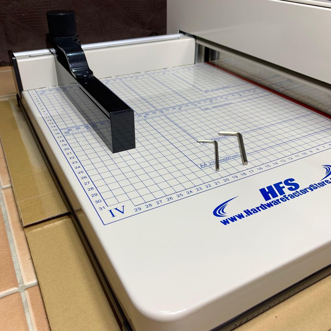 【極美品】HFS 大型裁断機 ペーパーカッター A4サイズ 事務 オフィス