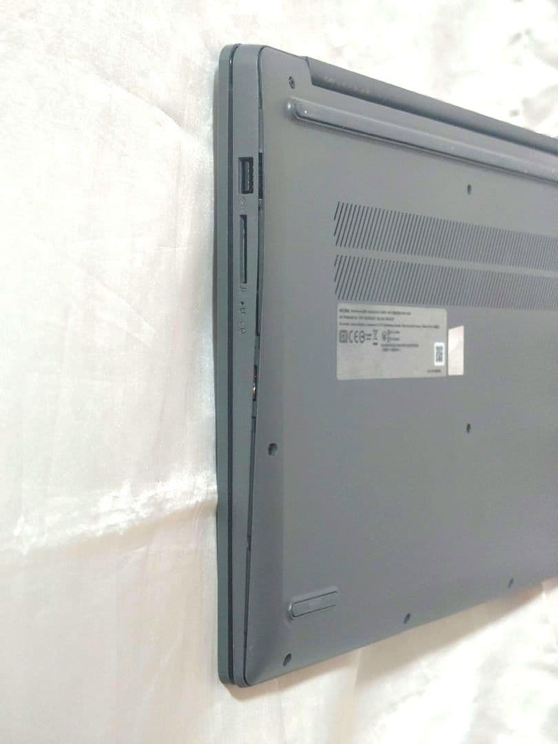 超美品 保証1年Lenovoノート IdeaPad Slim3 2024年購入