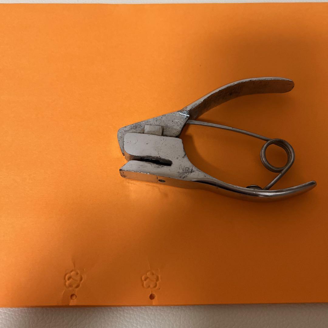 車内改札鉄　　パンチ